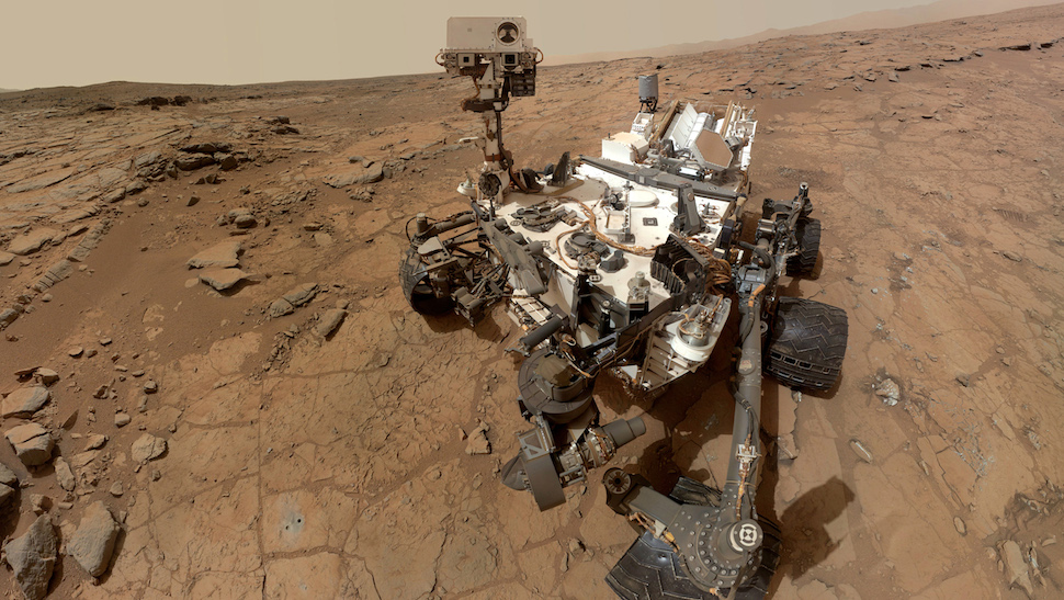 Mars Curiosity Finds Water in Soil